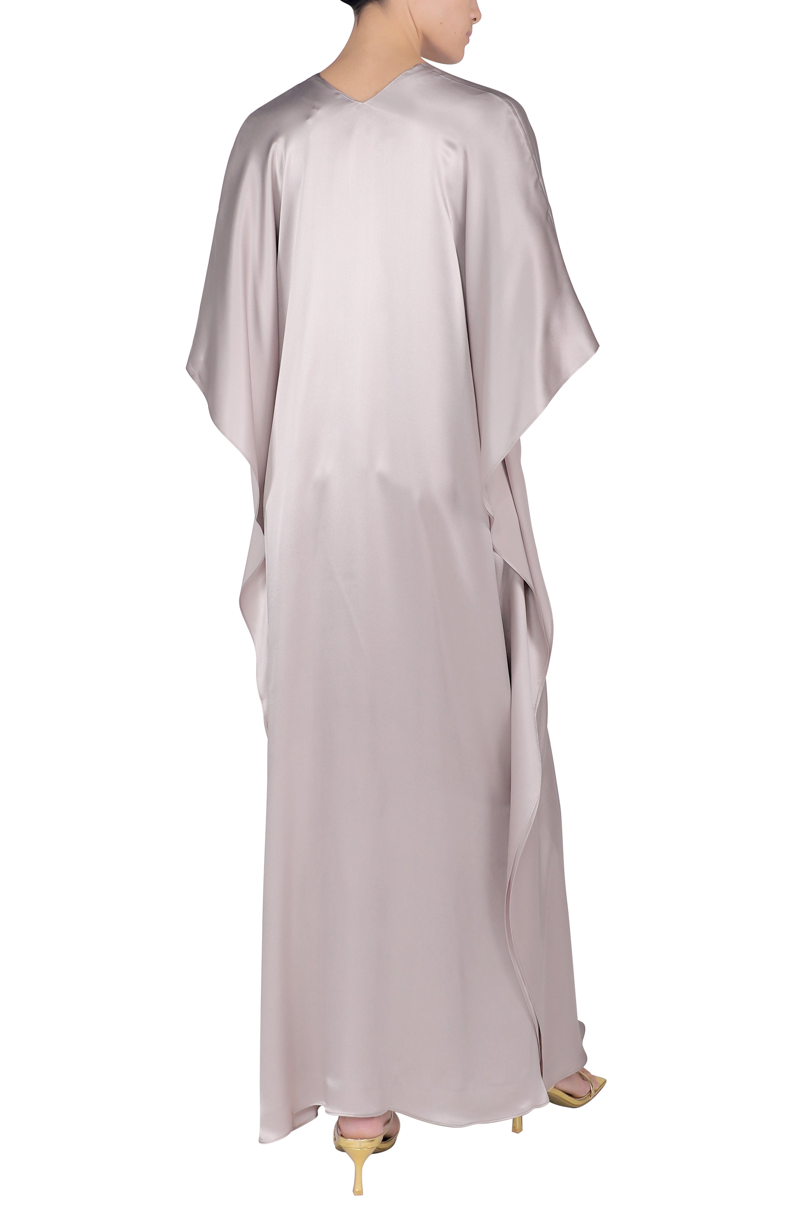 COL10_MF3929-56_LGTGRY_Duchess-Satin-Boubou_BOUBOU_P2.jpg