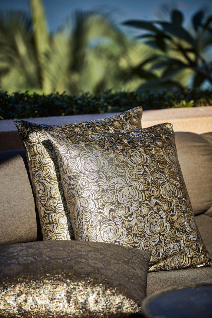 Dahlia Cushion