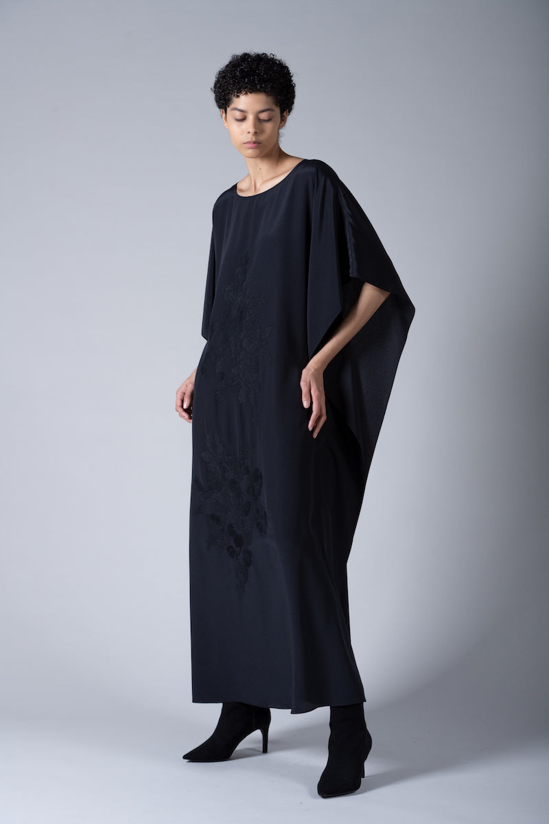 Rose Embroidered Crewneck Boubou Caftan