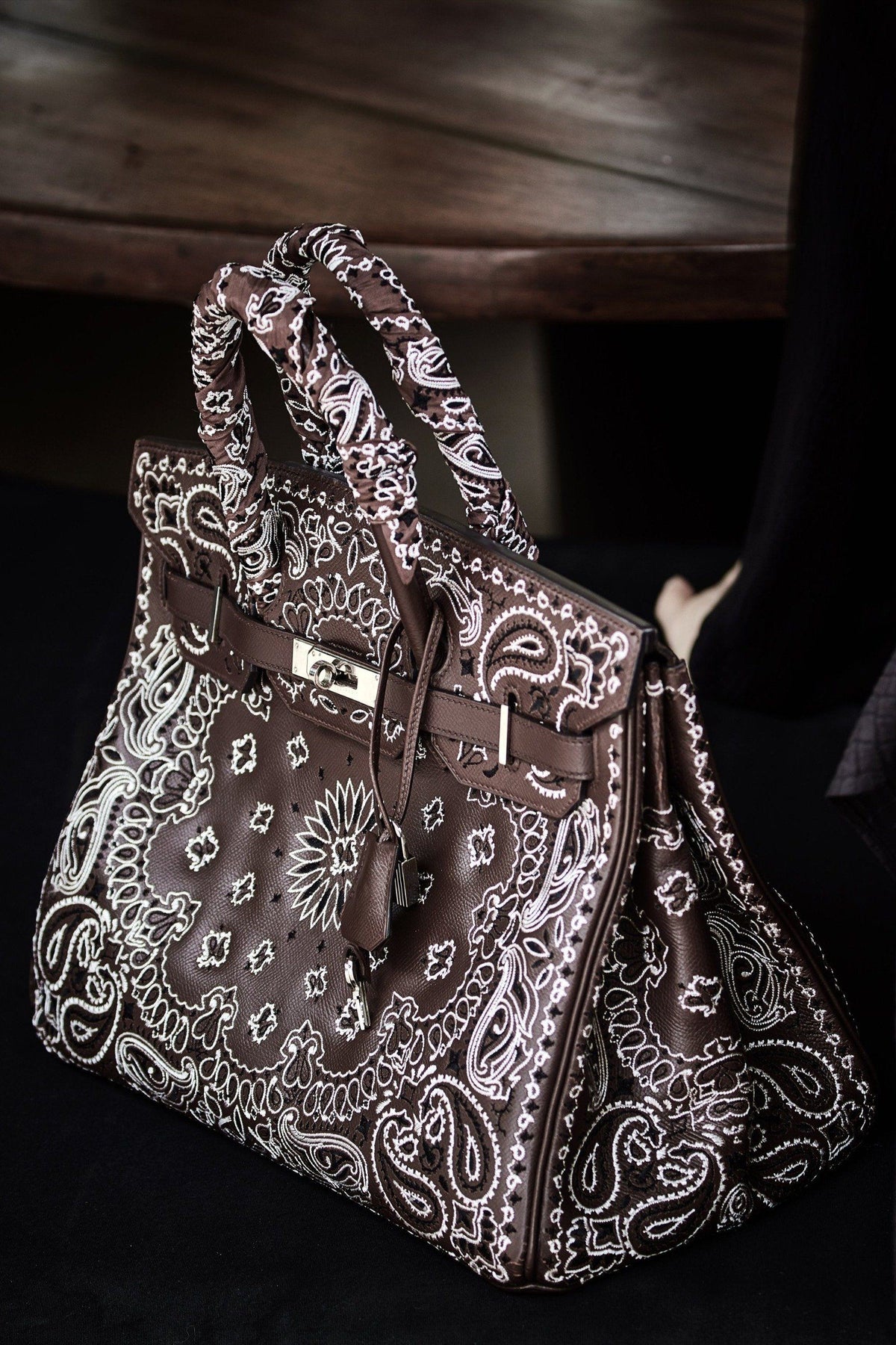 The Vintage Iconic Hermes Bag X Jay Ahr Collection « Bandana » BLACK BLACK  Birkin 30 « Bandana » BLACK Provenance: Los Angeles, USA…