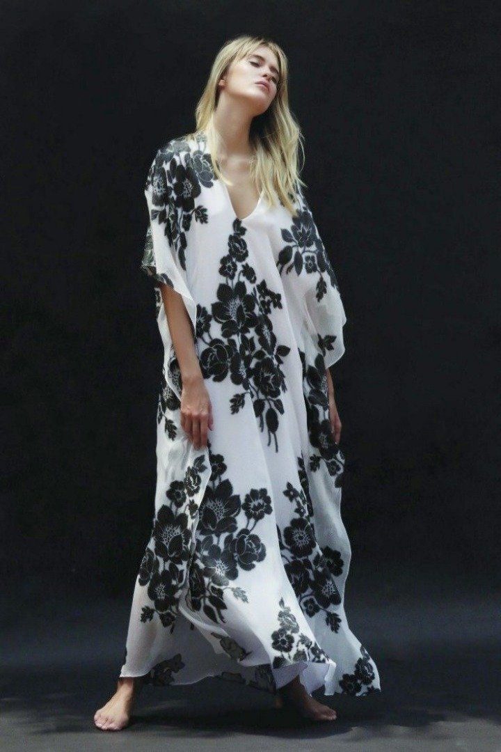 Rose Lurex Boubou Caftans Marie France Van Damme 